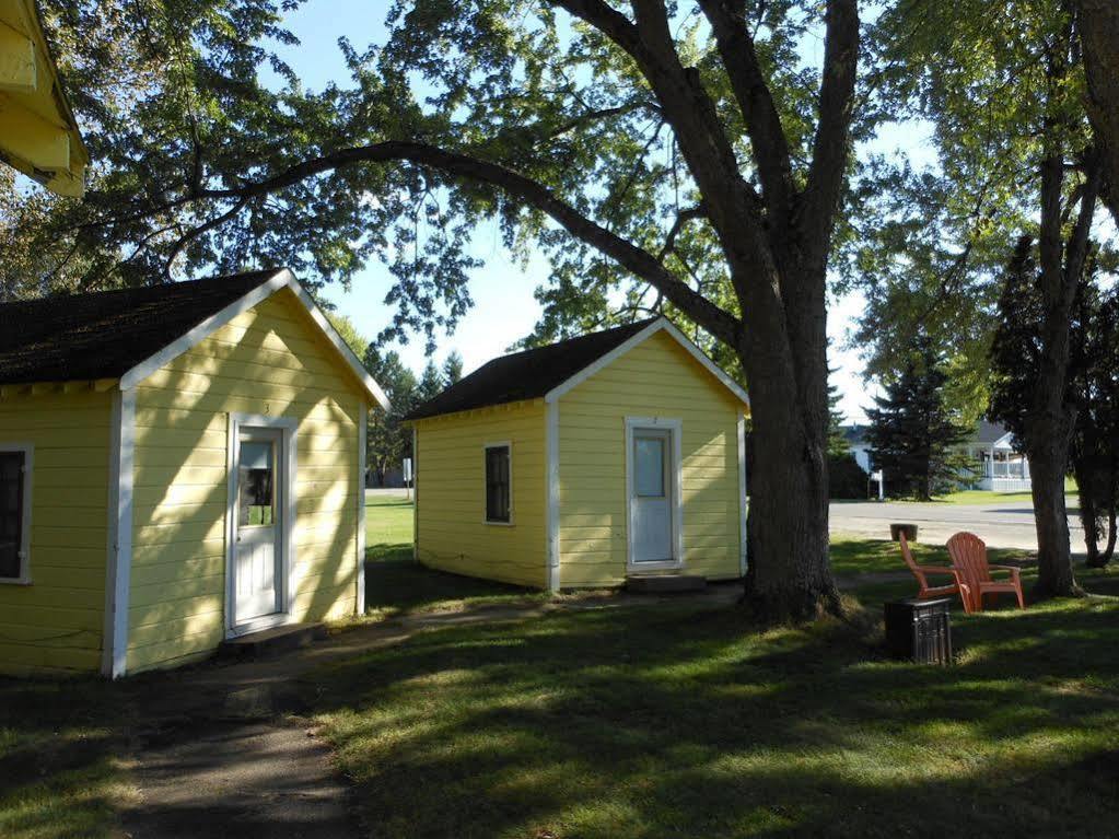 Katahdin Cabins Hotel Millinocket Luaran gambar