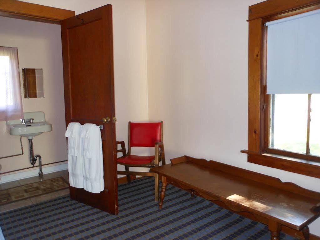 Katahdin Cabins Hotel Millinocket Luaran gambar