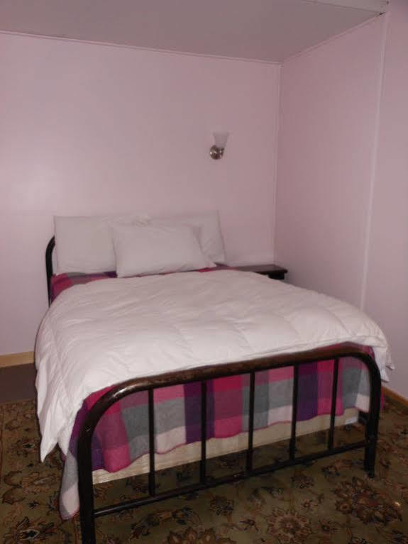 Katahdin Cabins Hotel Millinocket Luaran gambar